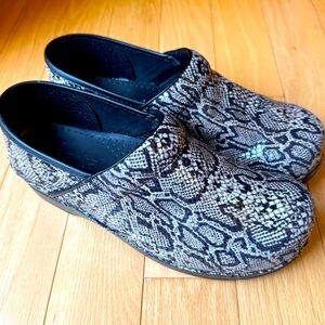 Women’s Sanita Danish Leather Clogs Size 41 - snakeskin pattern